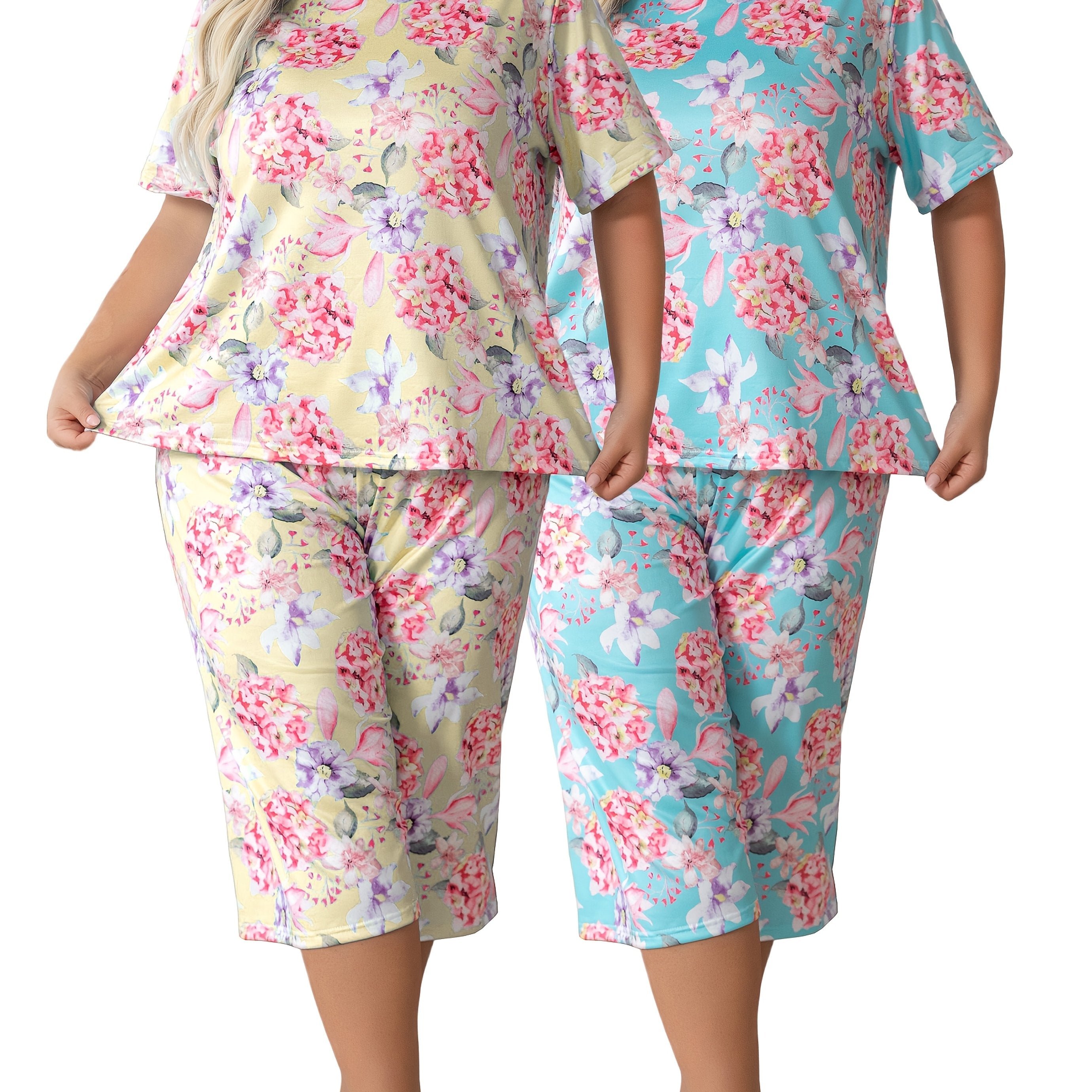 Plus-Size Floral Print Short-Sleeve and Three-Quarter Loungewear Set Comfortable