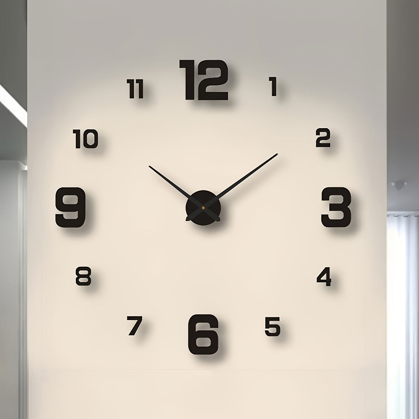 Reloj de pared minimalista moderno con espejo de acrílico, números grandes negros, 40x40cm para sala de estar y dormitorio