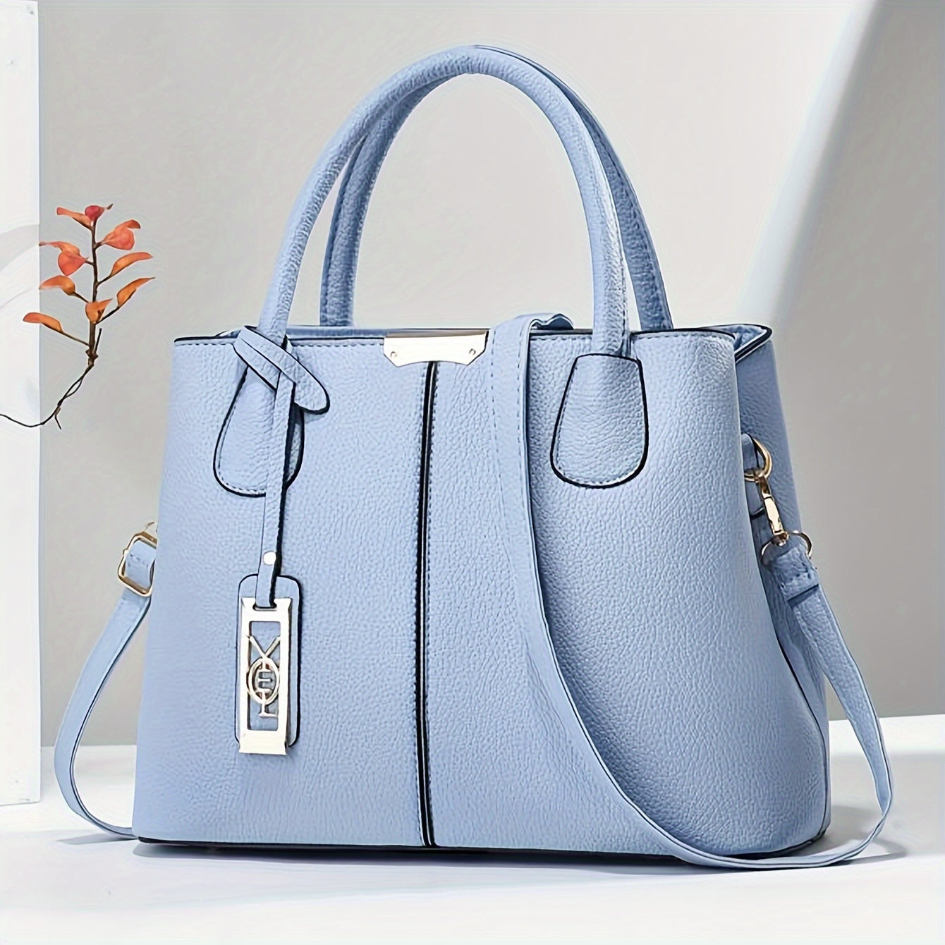 White Synthetic Leather Tote Bag with Tag Detail Large Capacity Multi-Layer Design