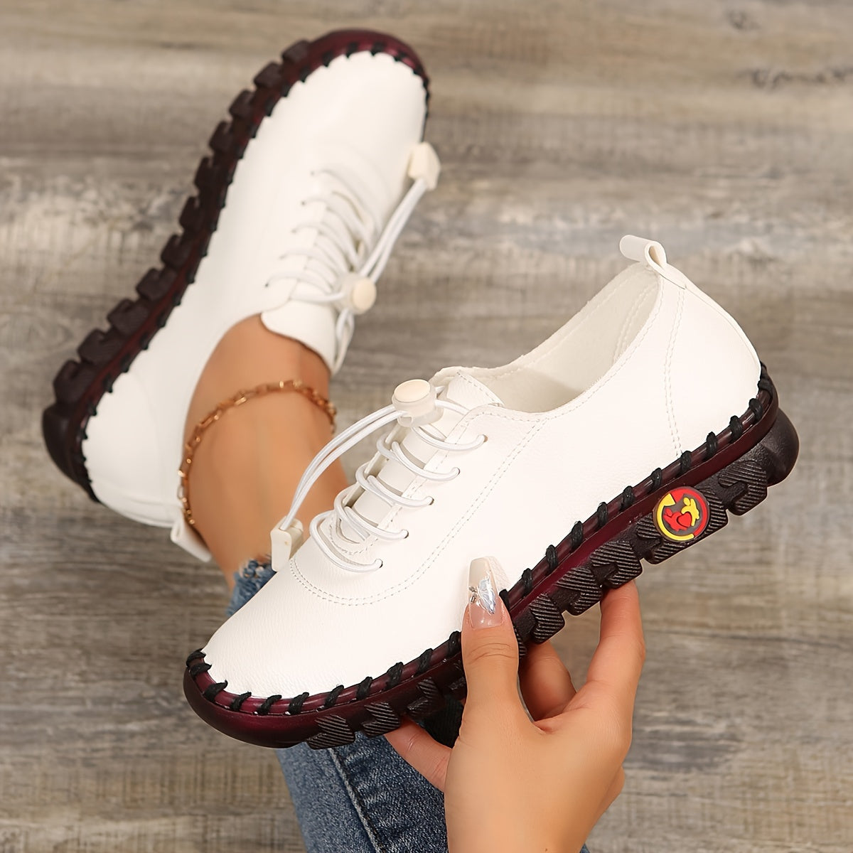 Women's Retro Stitched PU Cover Sneakers Casual Shoes Black Red Heart