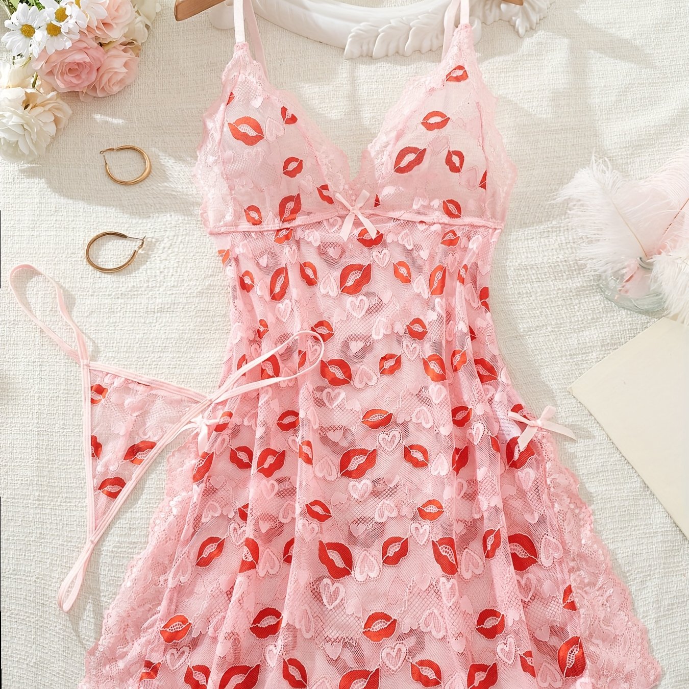 Ayollar uchun katta o'lchamli shaffof lab bo'yoqli spagetti slip to'plami, tikilgan mato