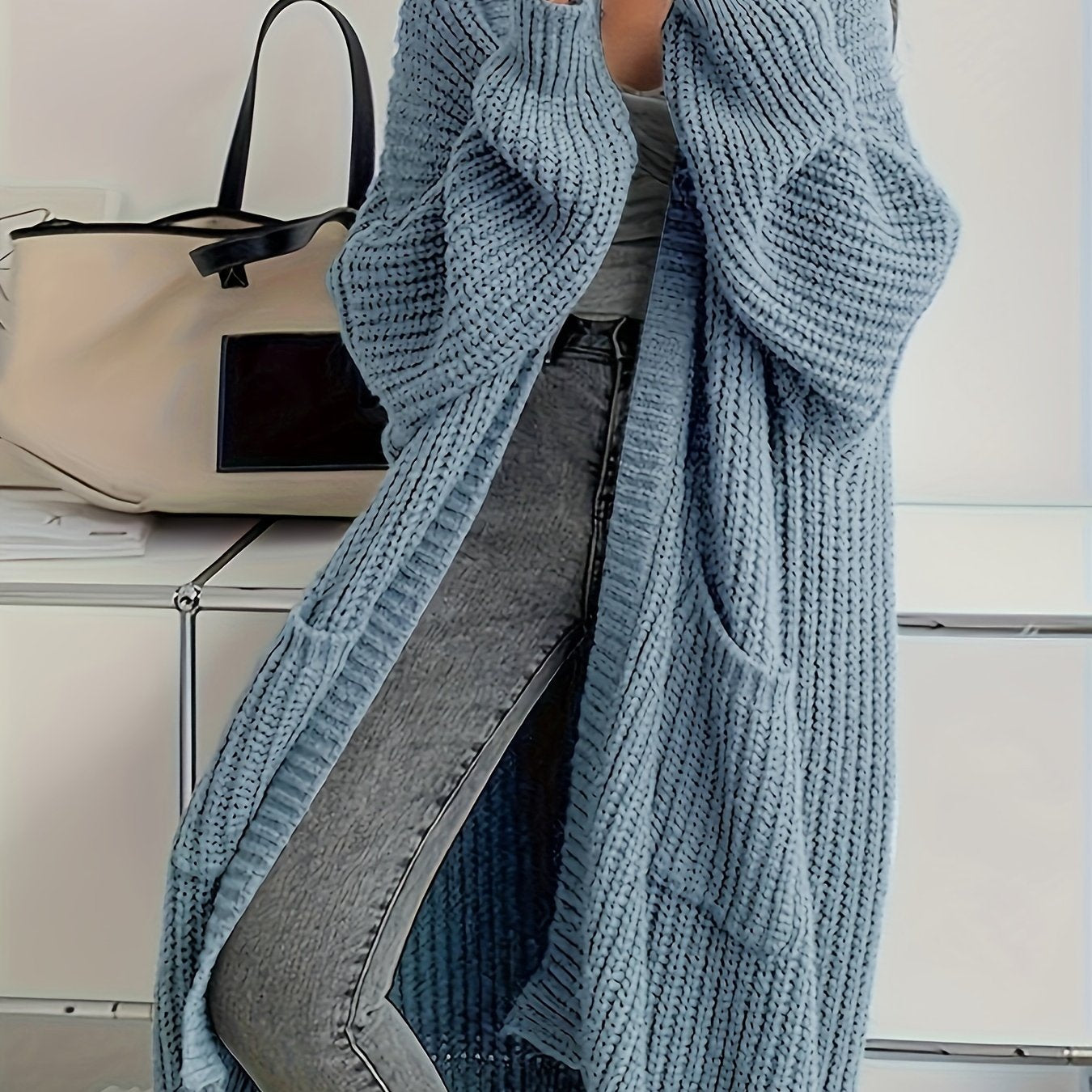 Ayollar uchun tasodifiy, uzun yengli ochiq oldi kardigan.