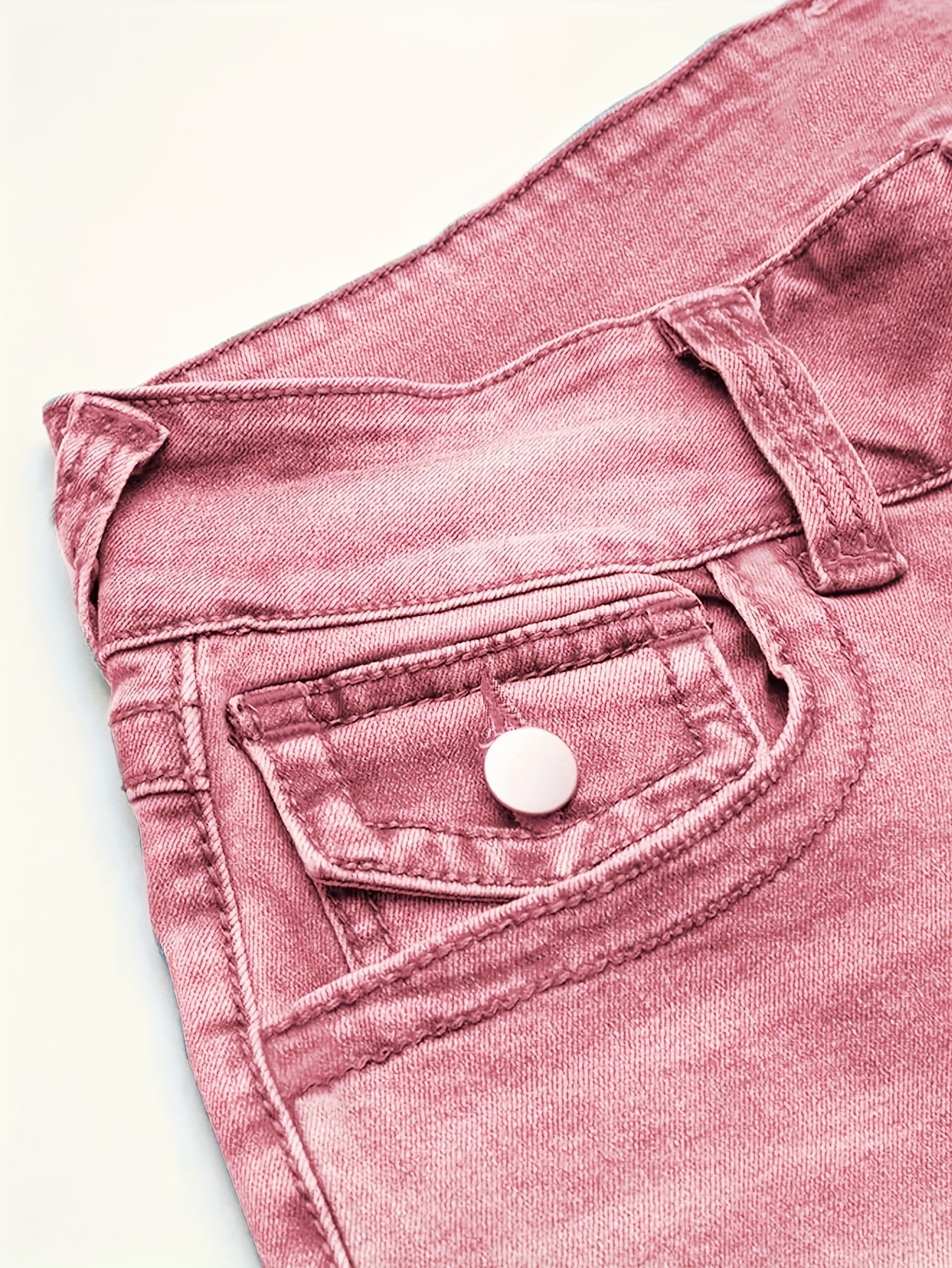 Women's Pink Slim Fit Denim Jeans with Slash Pockets and Button Closure