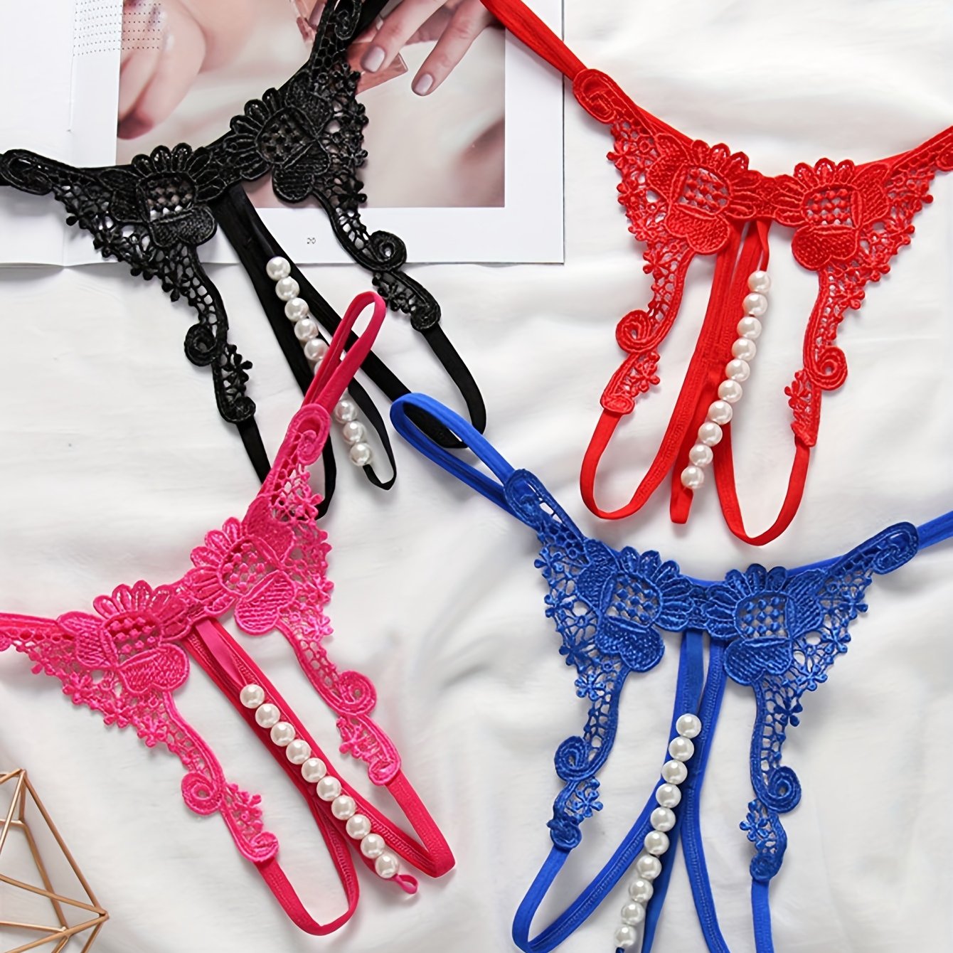 Tanga bordada con jacquard, con abalorios y diseño de recorte, lencería para mujer