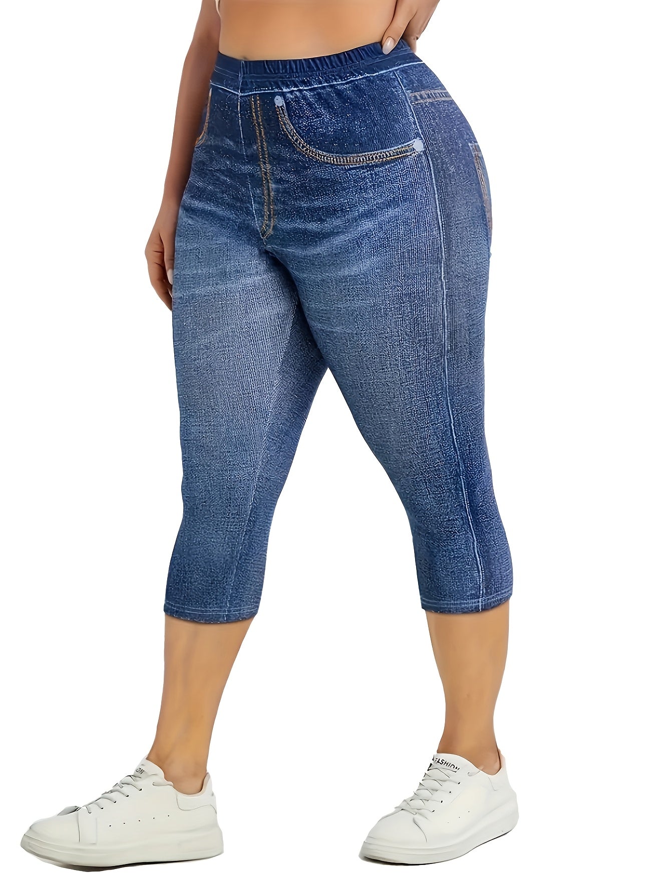 Plus o'lcham ayollar uchun faux denim shortlar, elastik mato va bir rangli