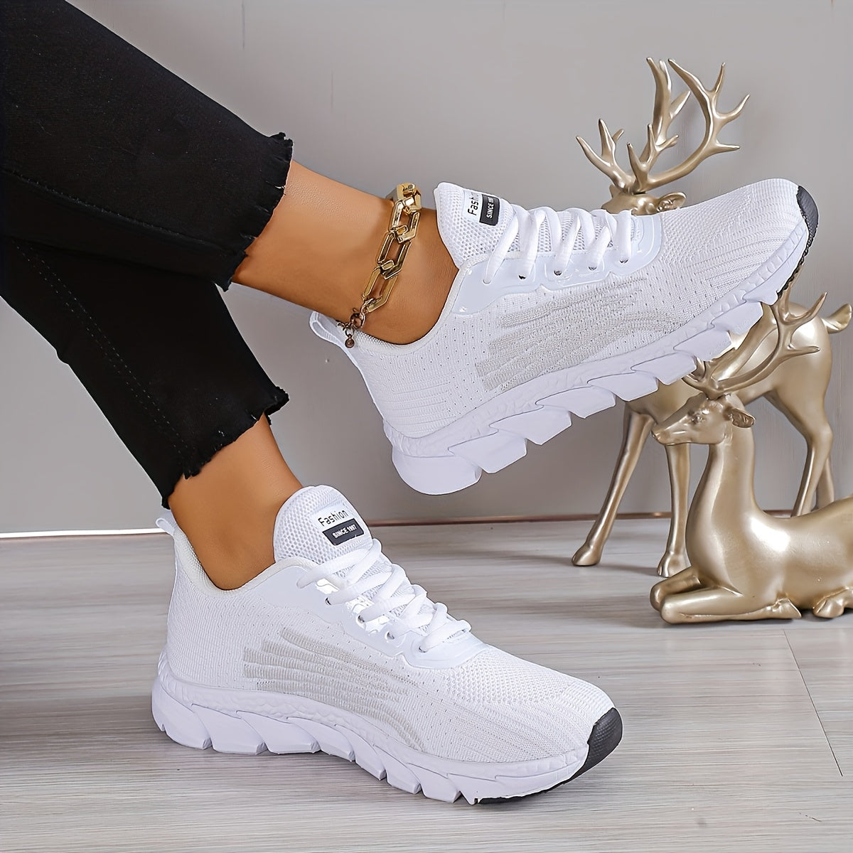 Women's Breathable Mesh Upper Walking Shoes Casual All-Season Sneakers