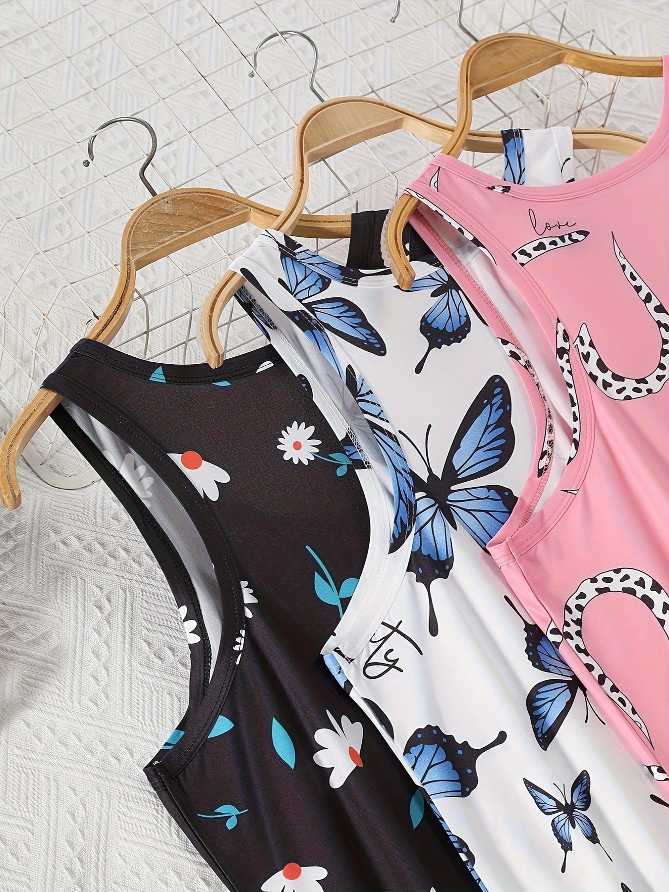 Women's Plus Size Sleepwear Set Casual Nightgowns with Cartoon Hearts and Butterflies