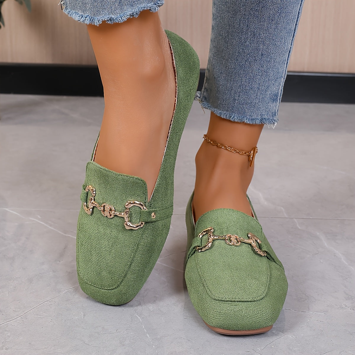 Women's Fleece Flat Moccasin Loafers Slip-On Casual Shoes for All Seasons