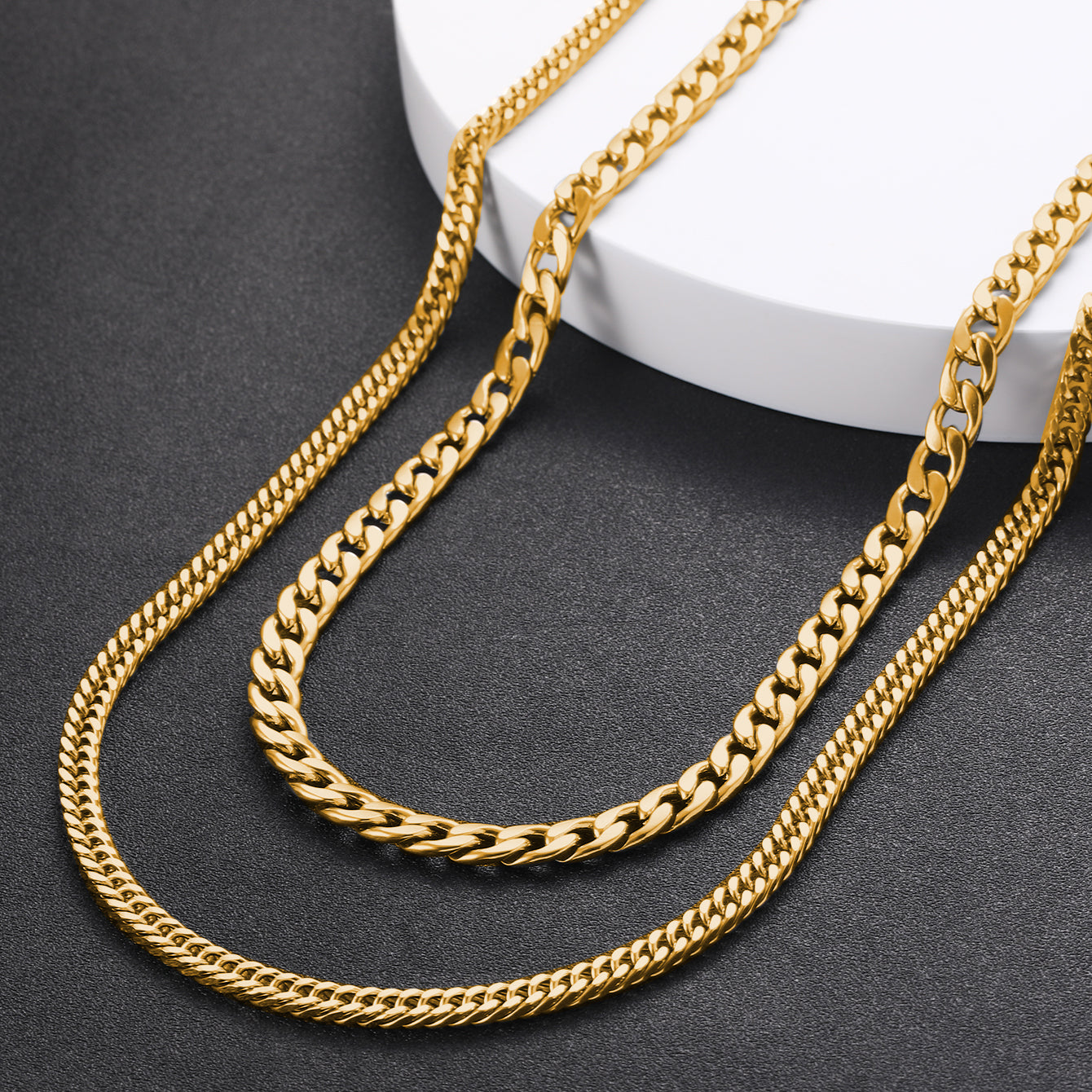Set of 2 Men's Stainless Steel Necklaces with Gold Plating and High-Quality Metal