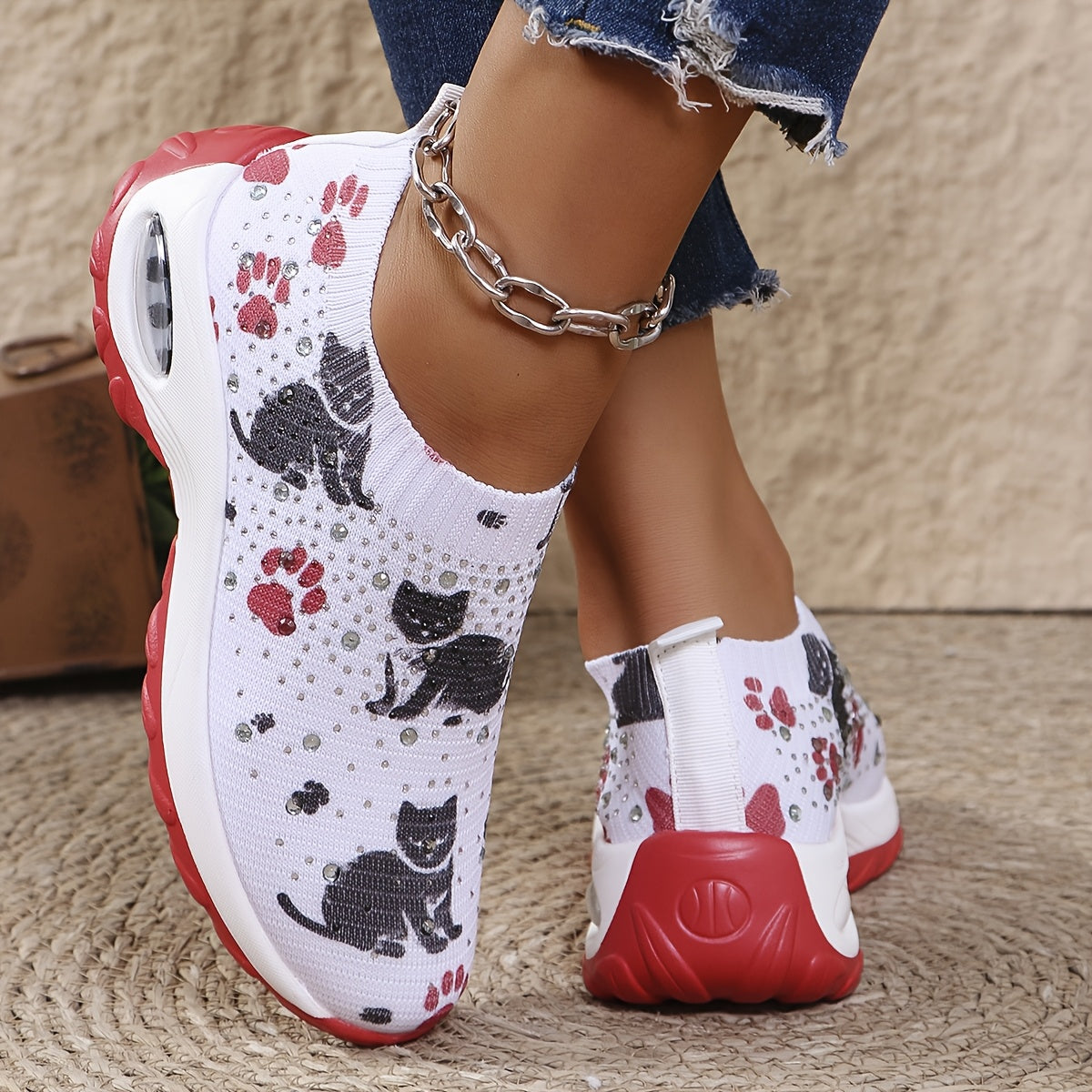 Women Breathable Slip-On Sneakers Versatile Lightweight Running Shoes