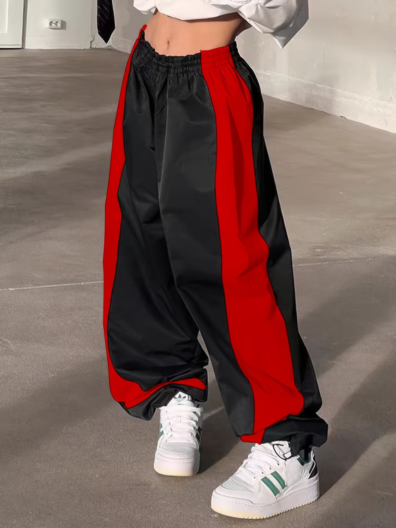 Women's Woven Color Block Elastic Waist Jogger Pants with Cuffed Ankle All-Season