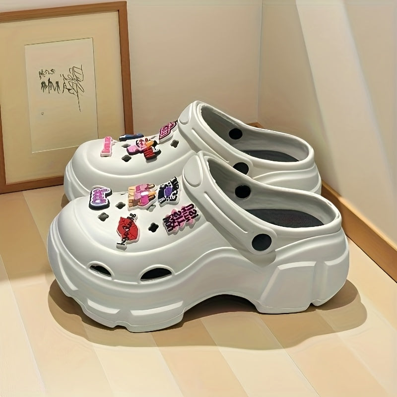 Ladies Summer Hole Shoes with English Illustration and Replaceable Accessories