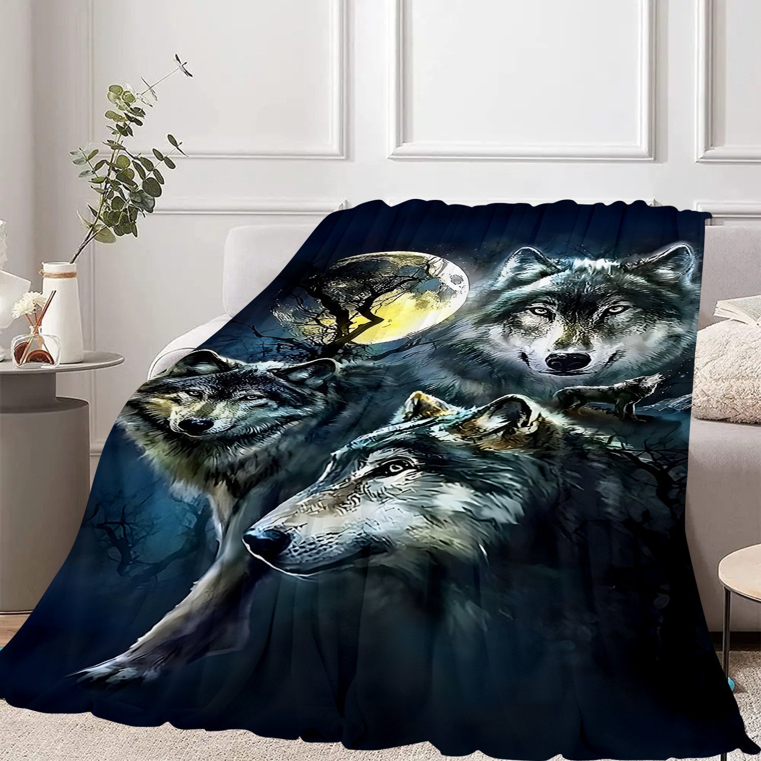 Contemporary Wolves in Moonlight Flannel Fleece Throw Blanket for Sofa Bed Camping