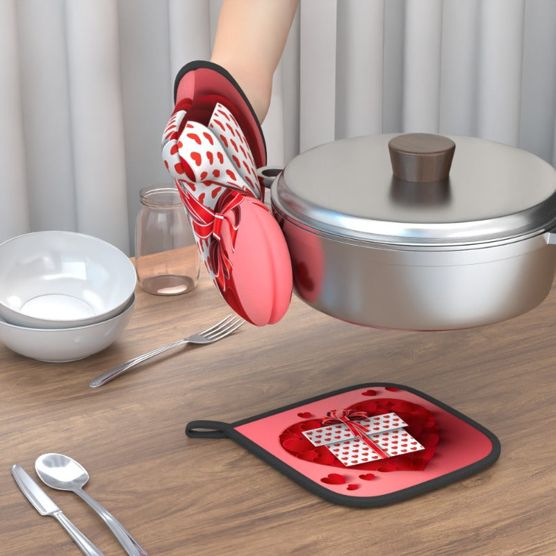 Valentine's Day Oven Mitts and Pot Holders Set Heat-Resistant Red Black Kitchen Decor