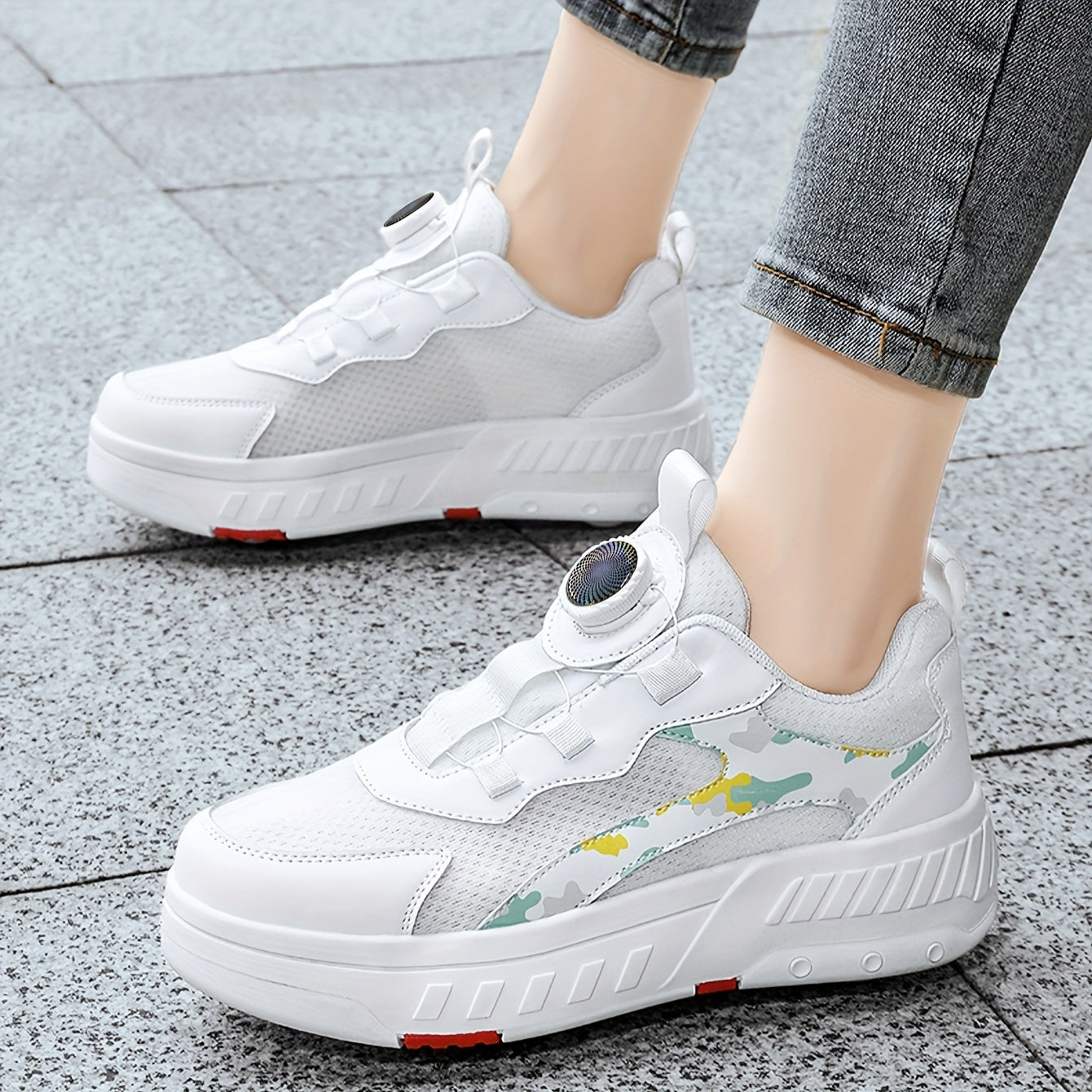 O'g'il bolalar uchun pastki roller skeyt poyabzallari, tasodifiy, zamonaviy, engil, havalandırıcı va ichki va tashqi foydalanish uchun yoz va kuzda sirpanmaslik xususiyatiga ega.