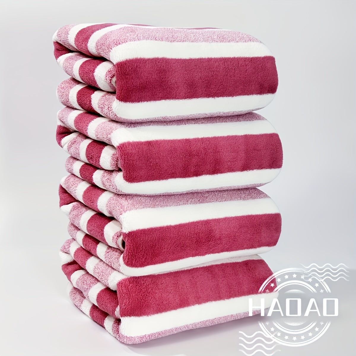 4-Piece Coral Fleece Towel Set Geometric Pattern Quick-Drying Absorbent Bathroom Essentials