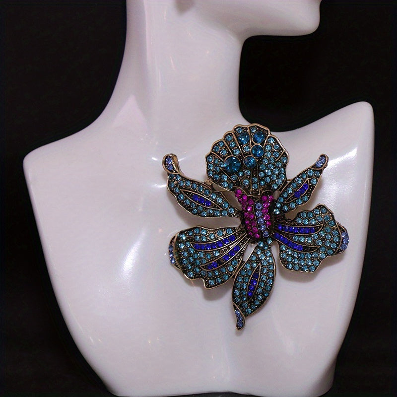 Women’s Gold Tone Baroque Flower Brooch with Rhinestones