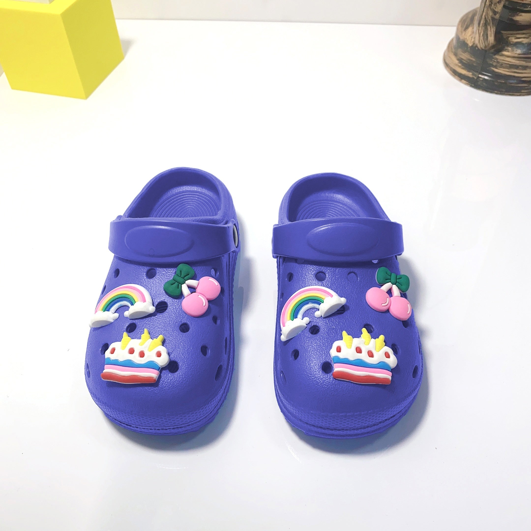 Girls Cartoon Slippers Non-Slip Lightweight EVA Indoor All-Season