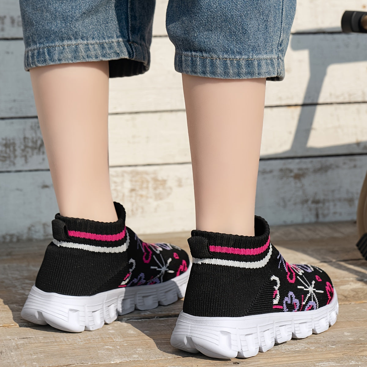 Kids Girls Boys Casual Sneakers with Embroidered Heart and Star Pattern Mid Top All-Season