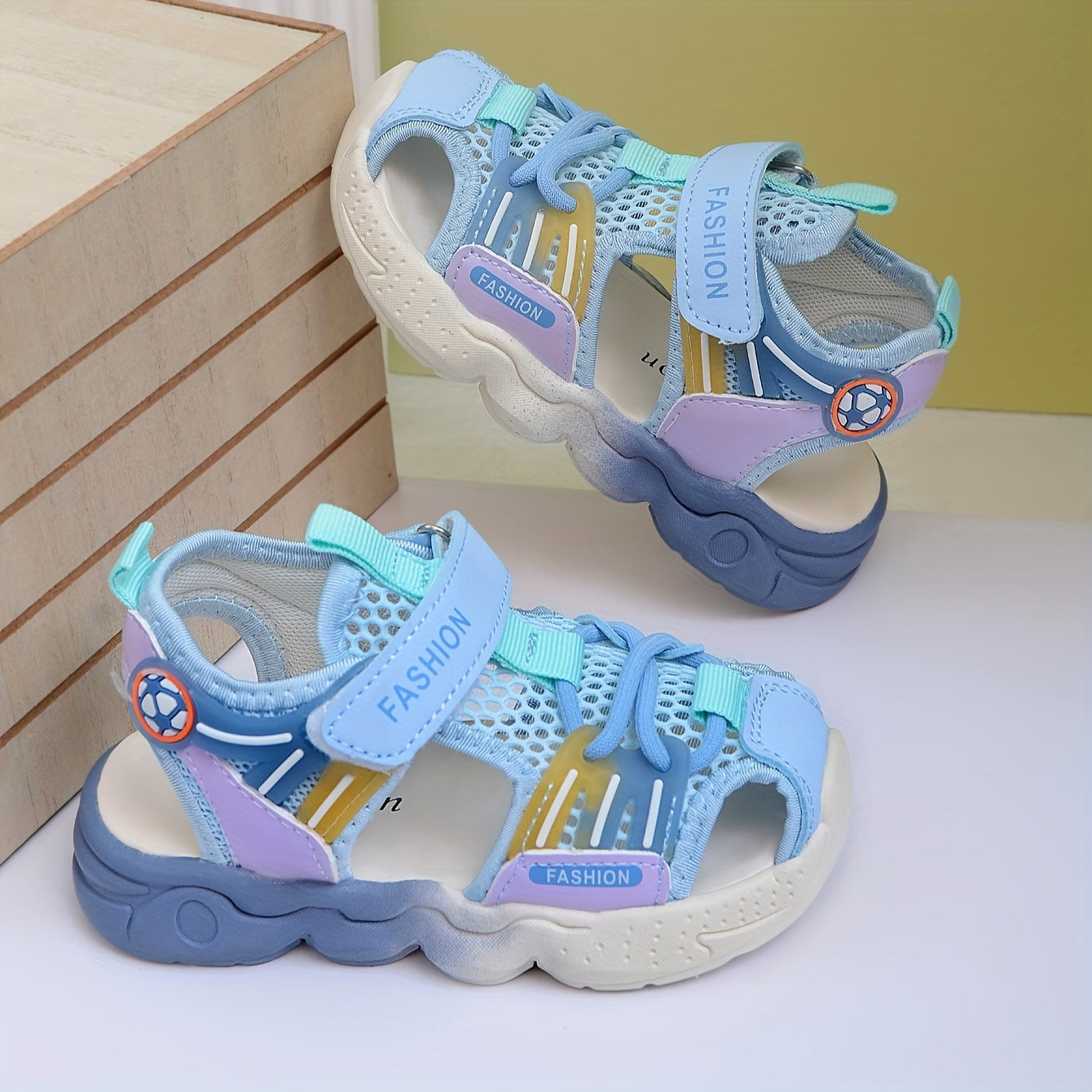 Kids Breathable Mesh Sandals with Secure Fastening for Summer