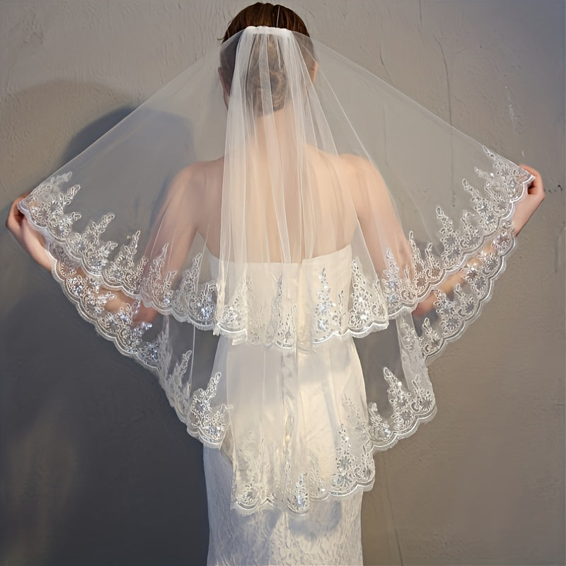 Wedding Veil with Lace Edging and Comb Bridal Hair Accessory for Women