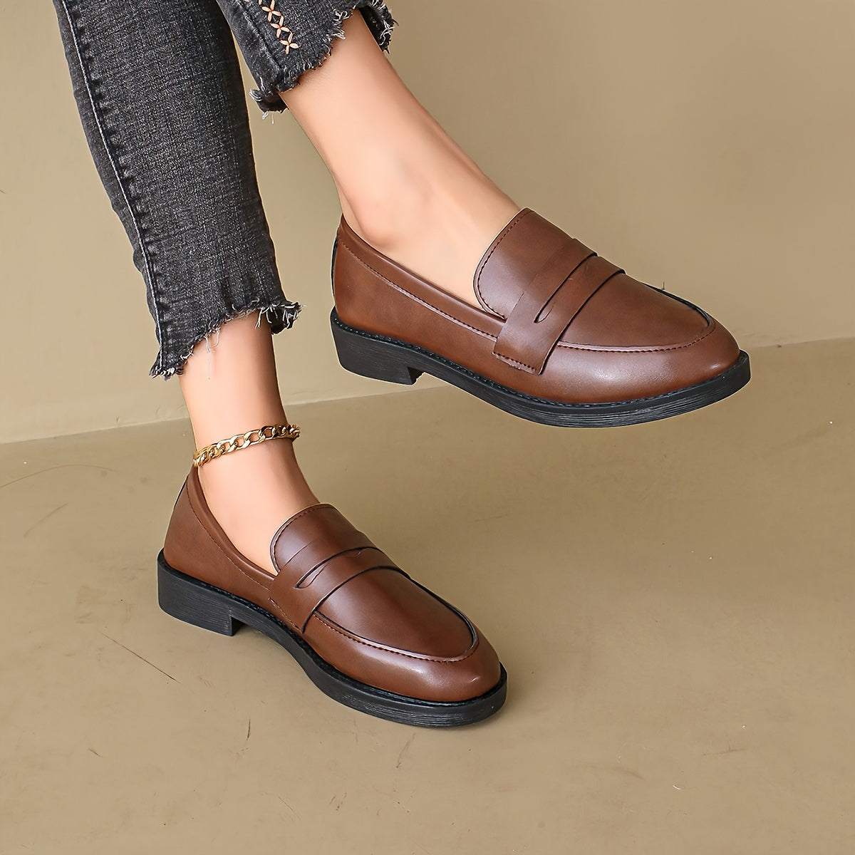 Women's Brown Faux Leather Loafers Casual Slip-On Non-Slip Rubber Sole All-Season