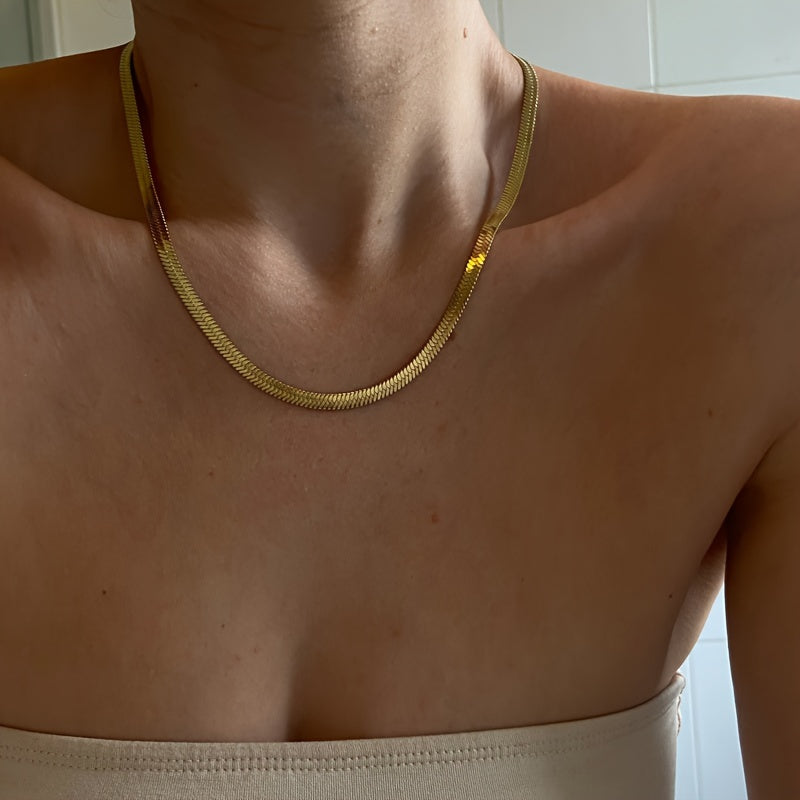 Conjunto de joyería de cobre chapado en oro de 18K con collar de cadena de serpiente y pulsera para mujeres