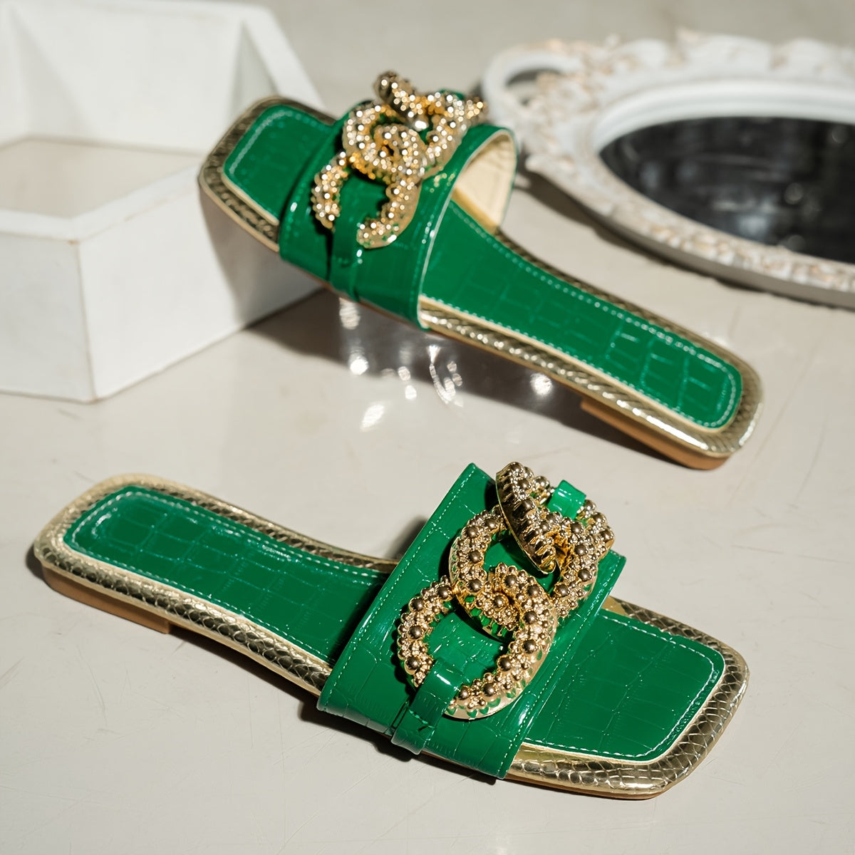 Women's Solid Color Square Toe Flat Sandals Slip-On Beach Slippers