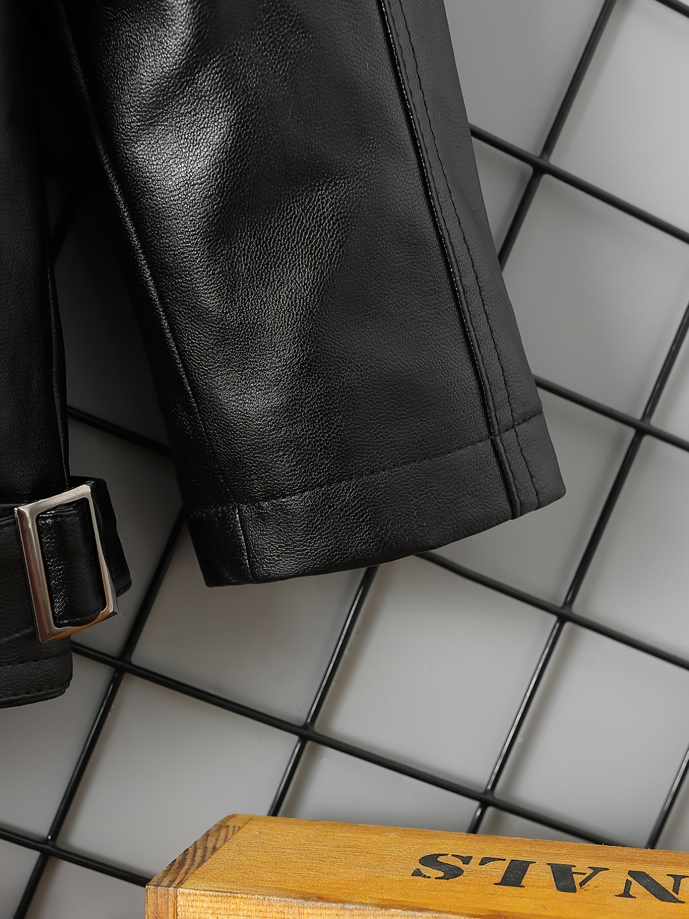 Мужская красная всесезонная куртка из полиэстера с лацканом и застежками-молниями