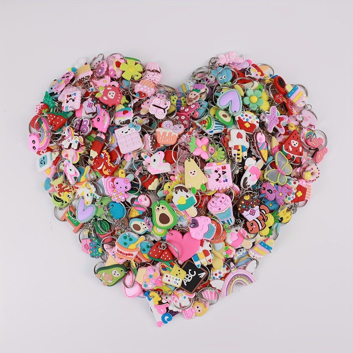 30 ta multfilm hayvonli muzqaymoq kalit zanjiri to'plami, sumkalar, ruksaklar bezatish yoki yoqimli charm sifatida foydalanish uchun mukammal. Tug'ilgan kun partiyalari yoki har kuni foydalanish uchun ideal, ayollar uchun ajoyib sovg'a.