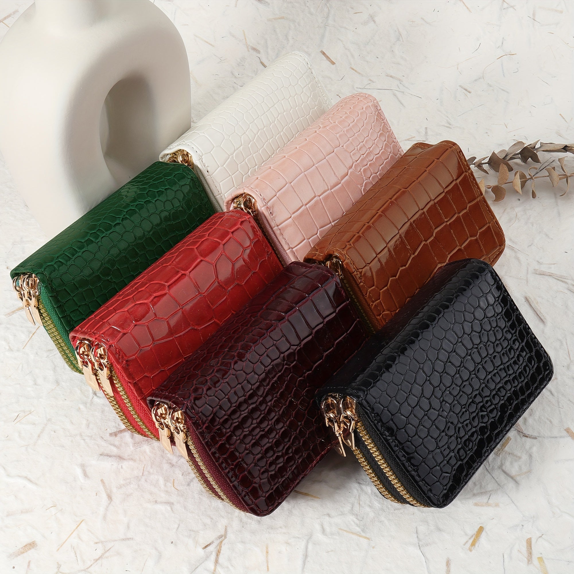 Women's Crocodile Pattern Synthetic Leather Zipper Wallet with Card Slots in Multiple Colors