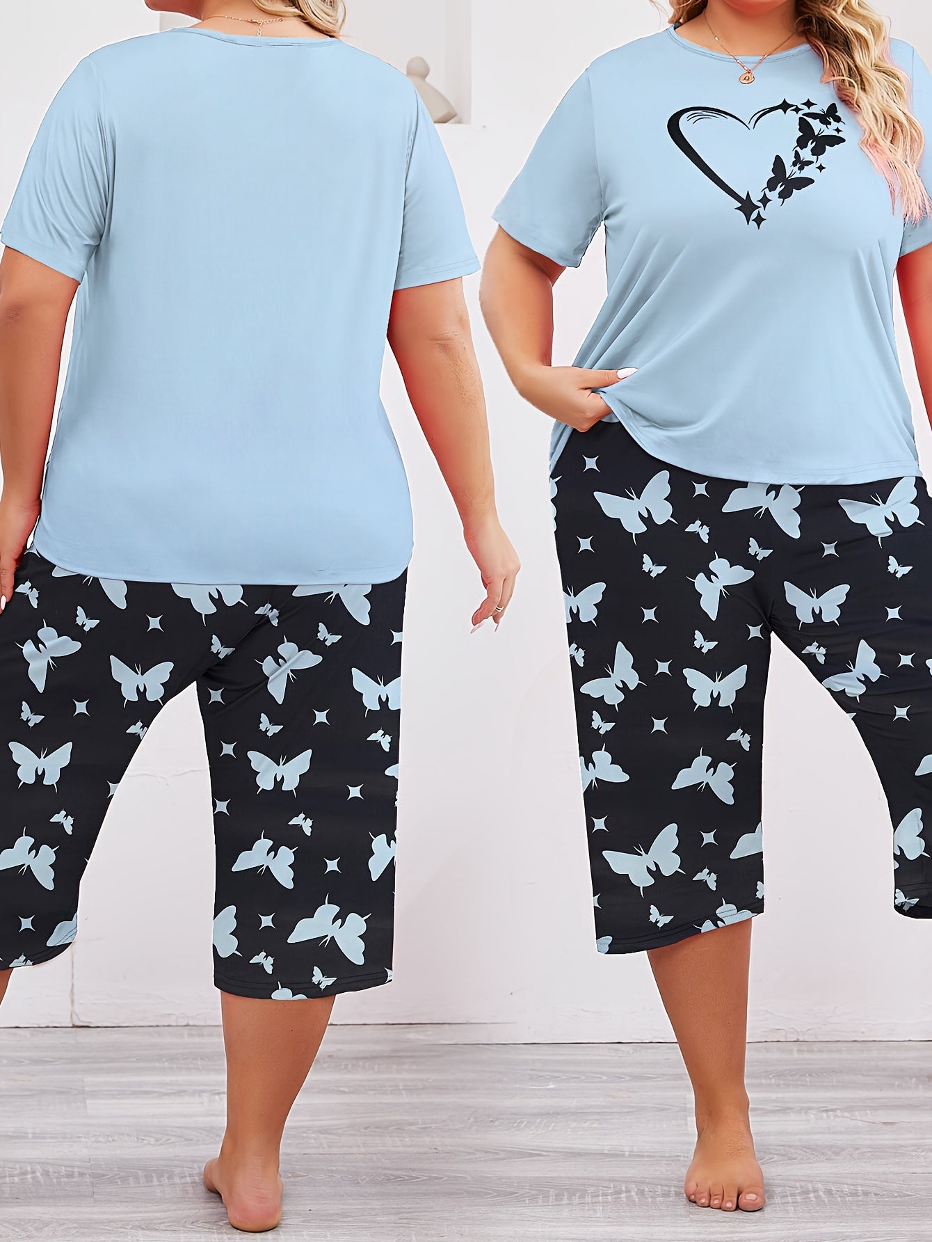 Plus Size Women's Casual Pajama Set Short Sleeve Capri Pants Heart Print Two Colors