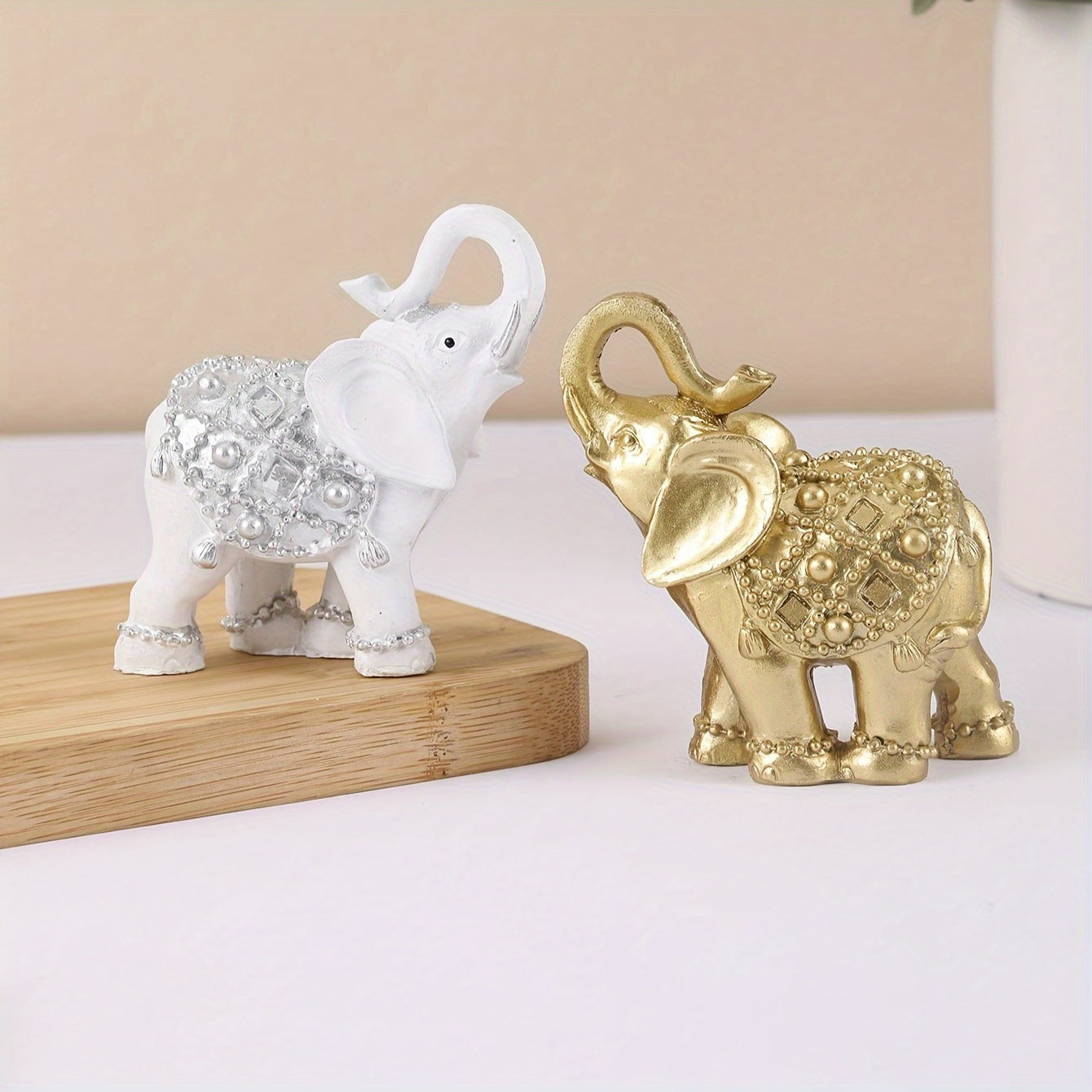 Small Elephant Decor Figurine with European Style, Craft Ornament