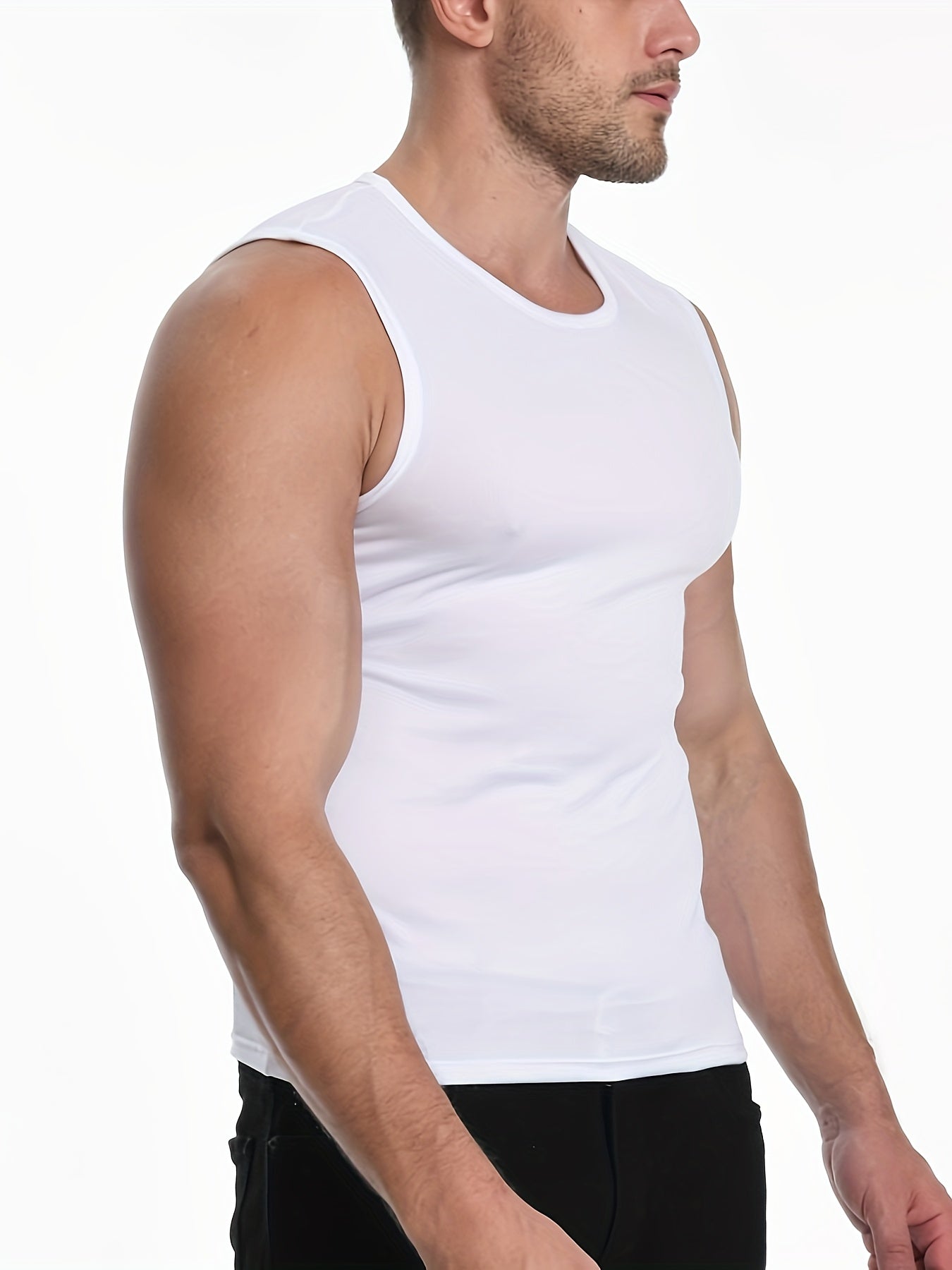 Yozgi sport va fitnes faoliyatlari uchun mukammal, bir rangli beshta yengsiz ko'ylak.