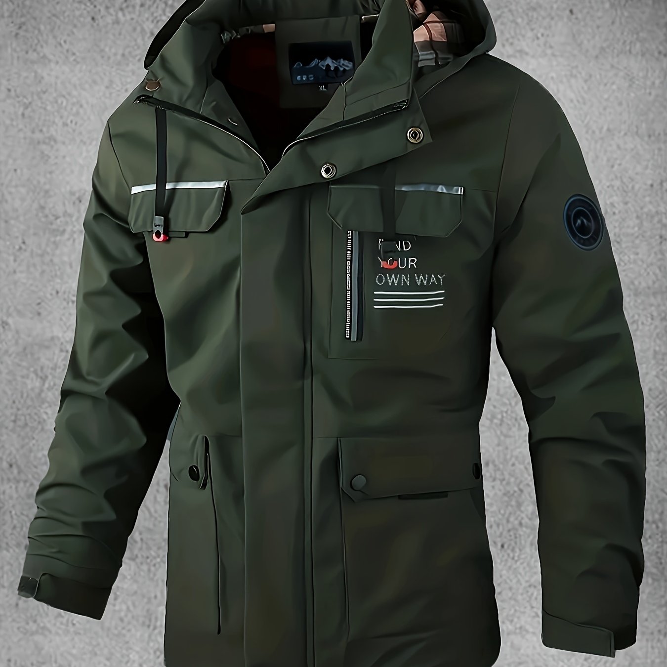 Yoz va kuzda ochiq havoda faoliyatlar uchun bir nechta cho'ntaklari bo'lgan kapuchonli yumshoq qoplama kurtka.