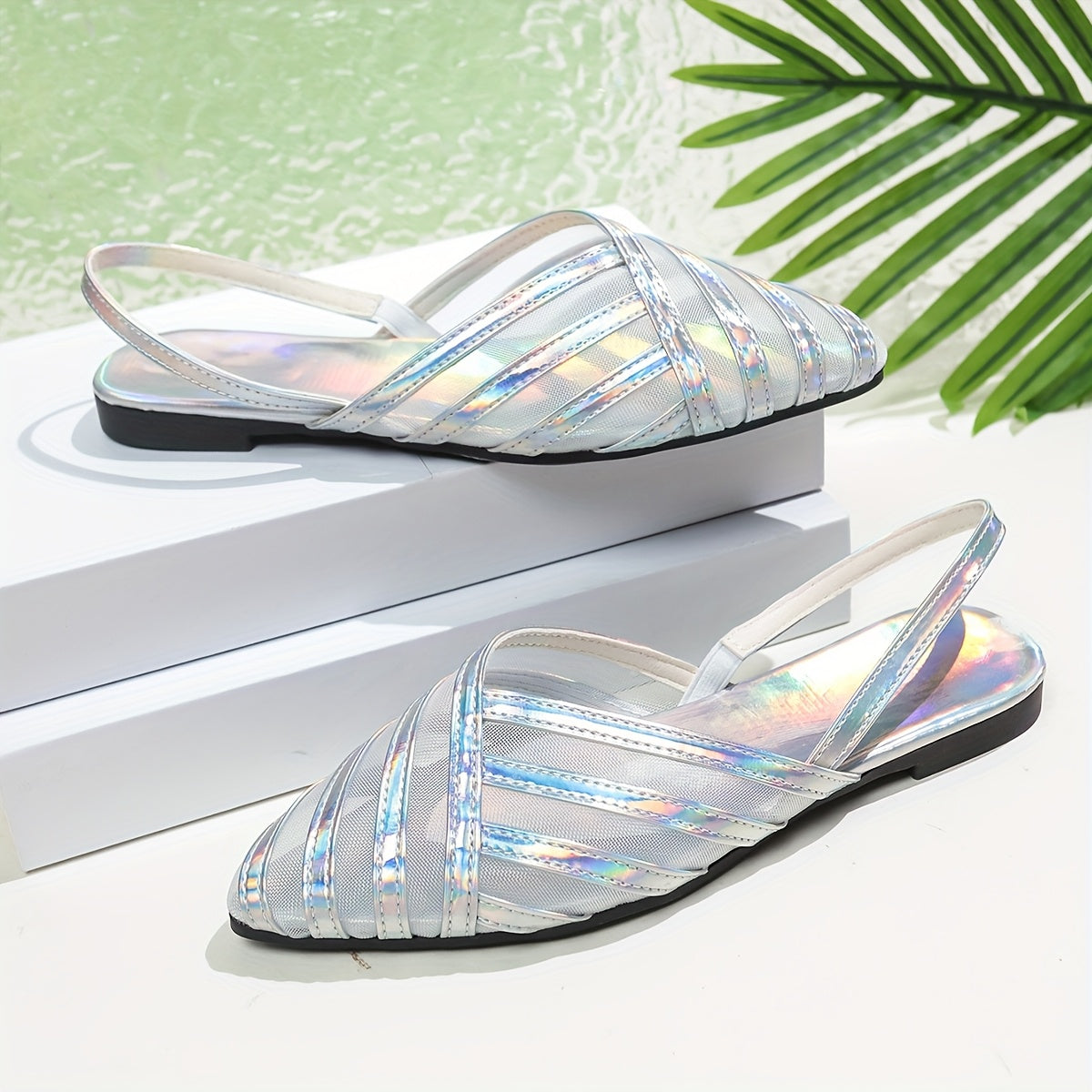 Women's Mesh Patchwork Flat Sandals with Laser-Colored Stripes