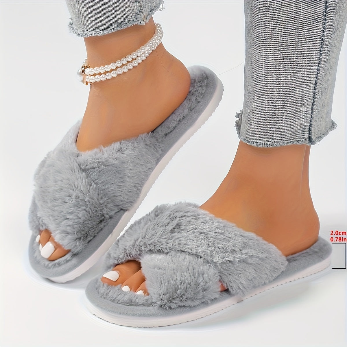 Ayollar uchun o‘tkir-bog‘lamli yopiladigan shippaklar, mo‘'tadil mato, ichki kiyim uchun qora, oq, pushti