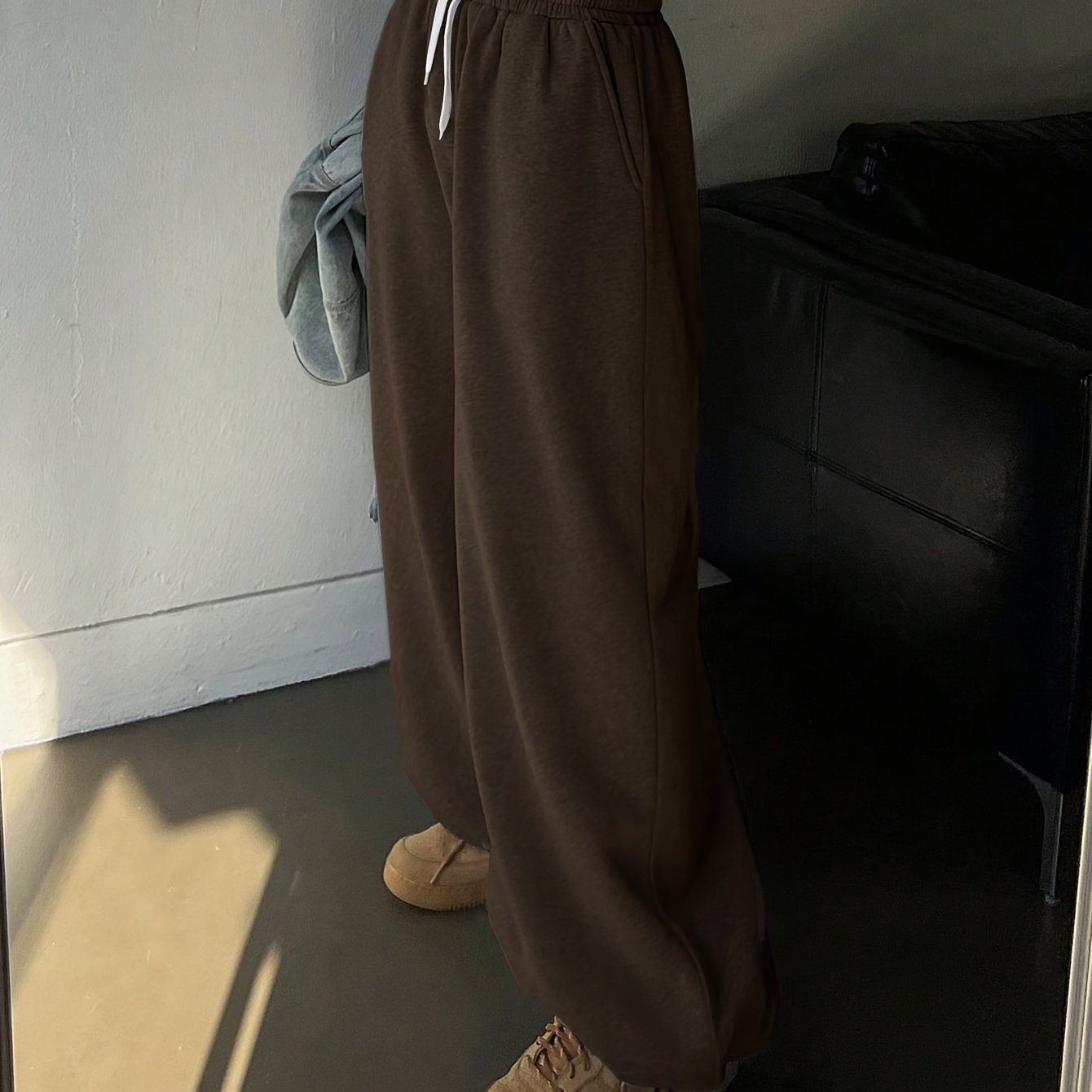 Женские джоггеры с высокой талией, шнурком, свободным кроем и карманами для весны и осени.