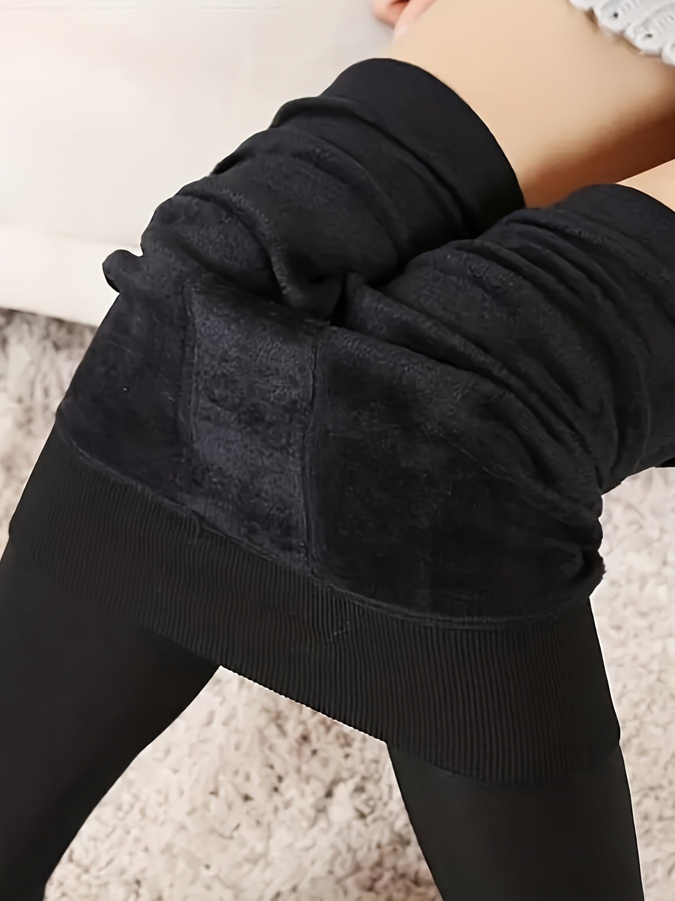 Women's Fleece-Lined Thermal Leggings Soft Polyester Spandex Jeggings for Cold Weather