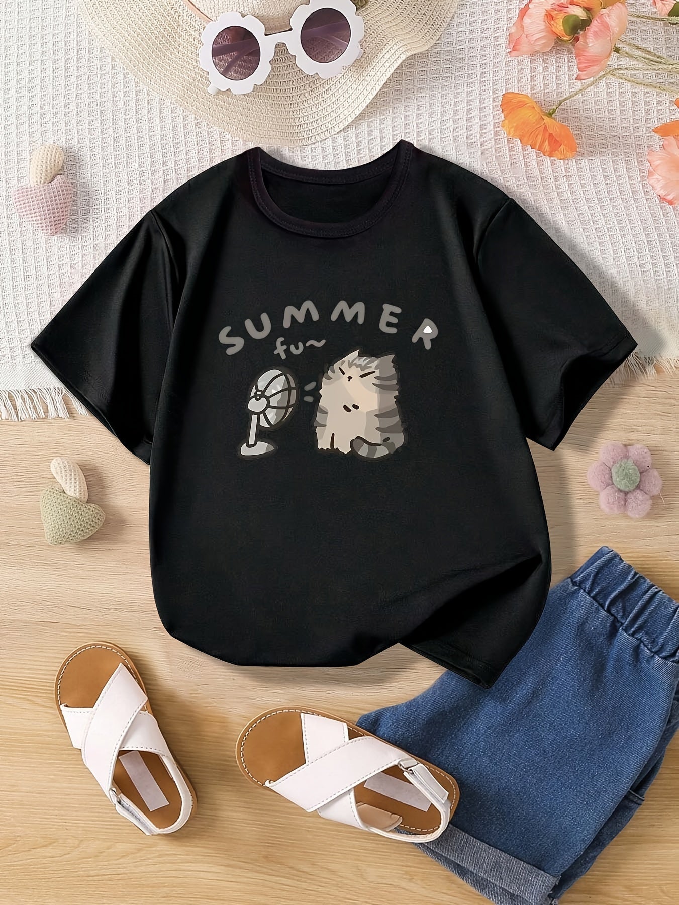 Girls' Summer Cotton Crew Neck T-Shirt with Cartoon Cat Print for Casual Wear