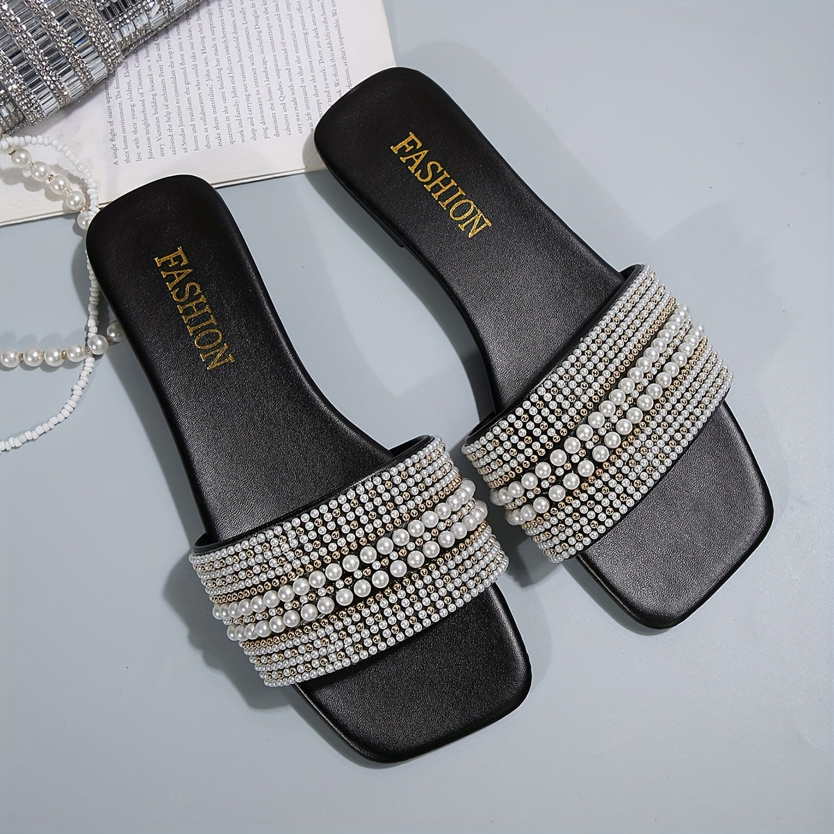 Women's Retro Open Toe Flat Slides Pearl Decoration Summer Lightweight Slippers