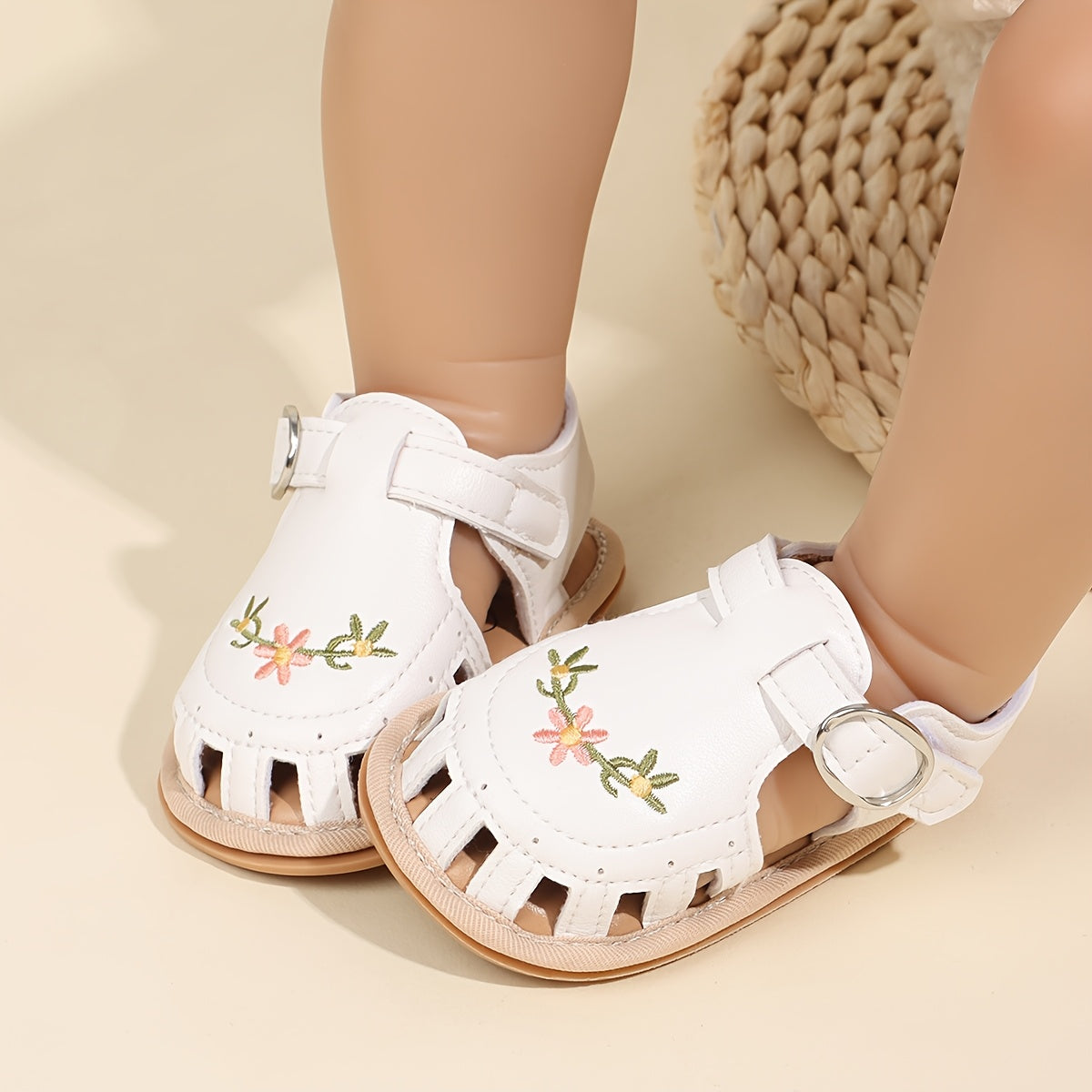 Kichkina qizlar uchun sandal open toe, gul naqshli tikilgan, yumshoq taglik, vint va halqali, kundalik yozgi kiyim uchun