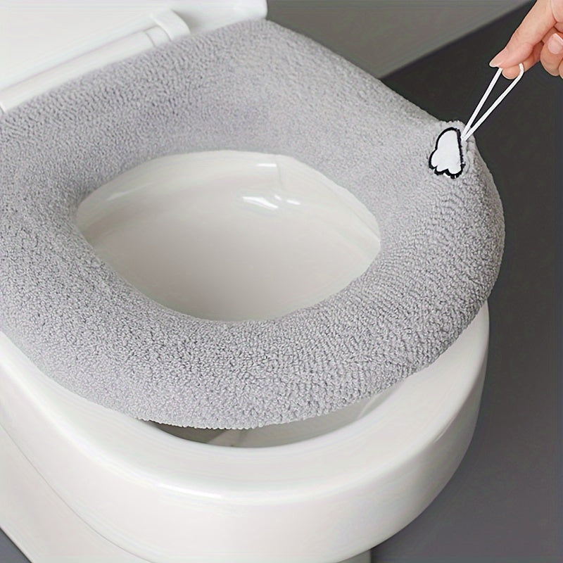 Soft Plush Toilet Seat Cover for All Seasons Bathroom Accessory