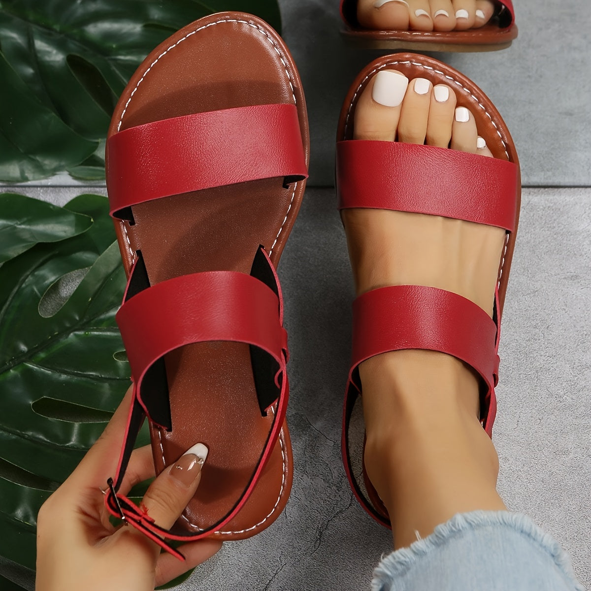 Women's Wide Width Adjustable Buckle Strap Flat Sandals Open-Toe Summer Beach Shoes