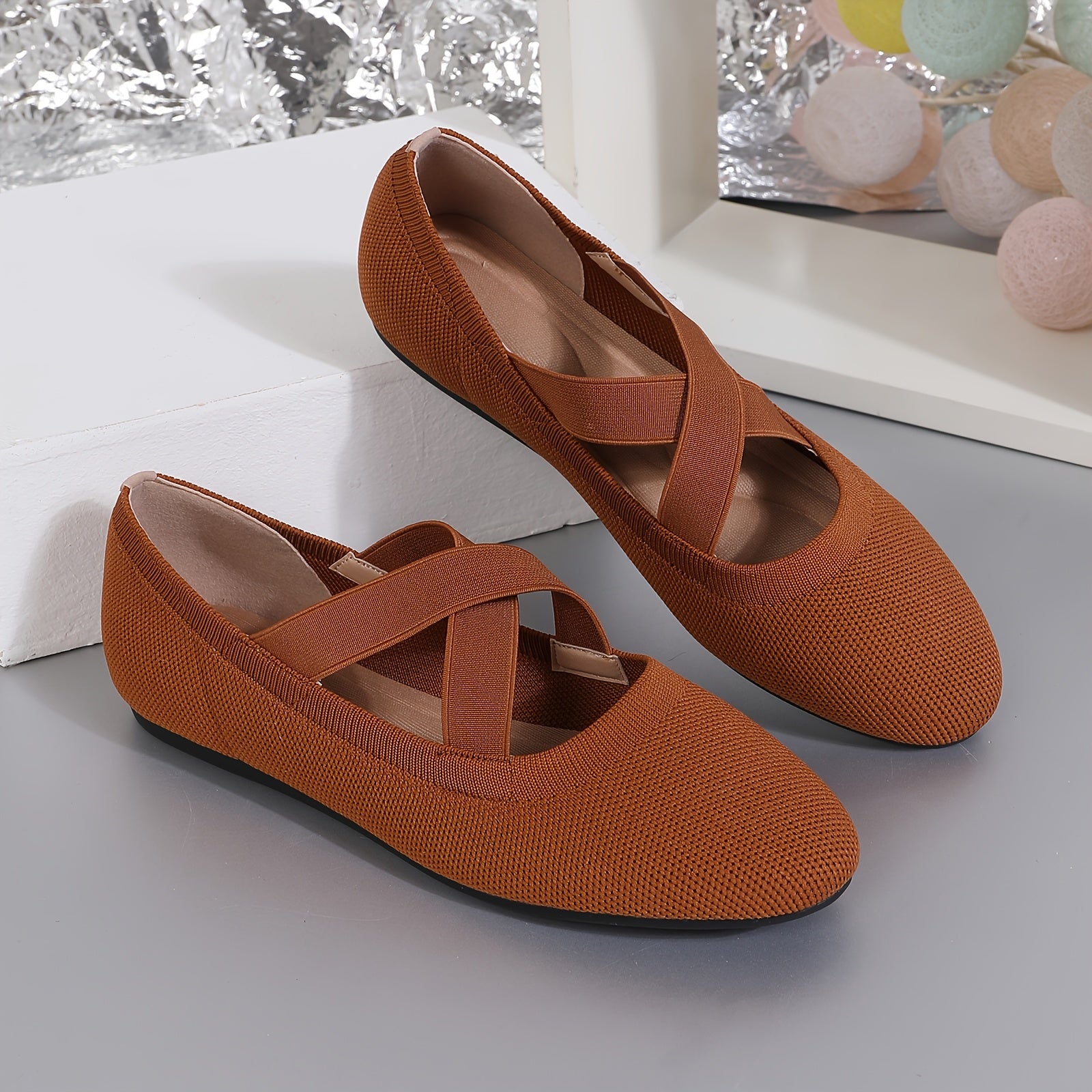 Women's Lightweight Slip-On Flats Breathable Fabric All-Season Casual Formal