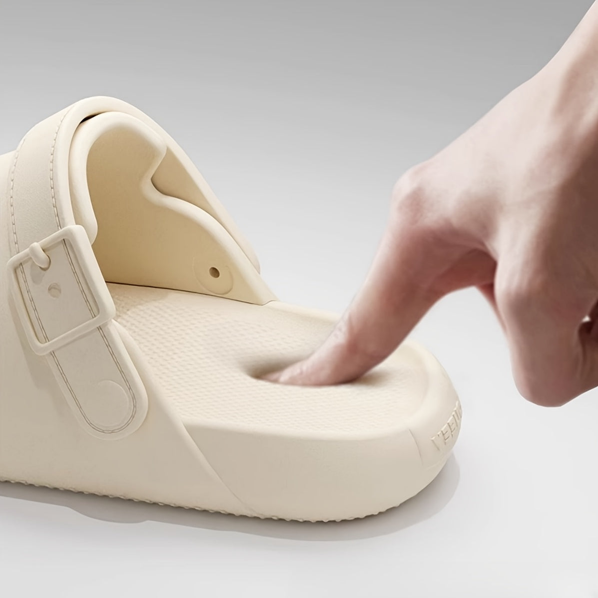 Women's Lightweight EVA Adjustable Sandals Brown Summer Indoor Outdoor Slippers