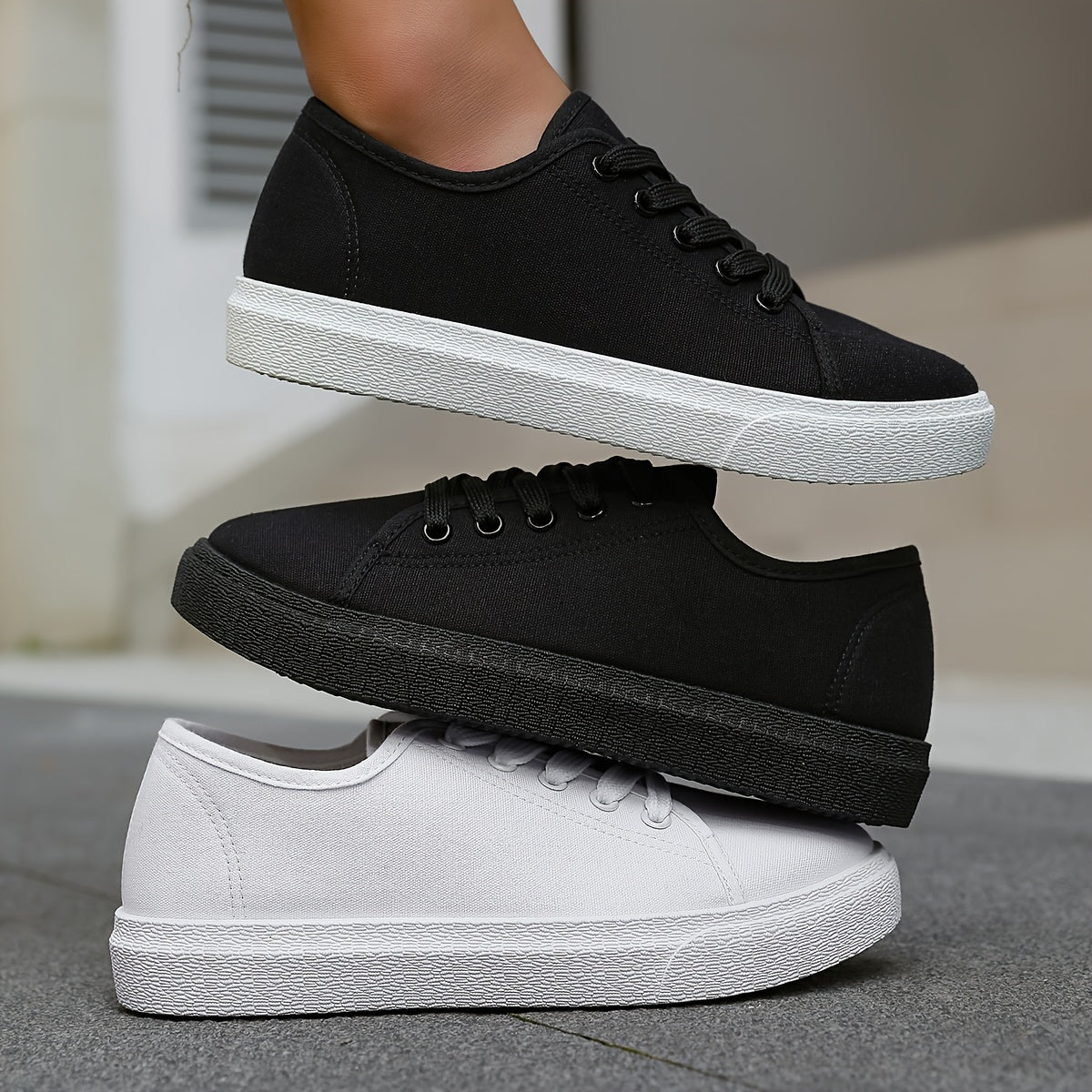 Ladies Casual Thick Sole Sports Shoes Breathable Fabric Low Top