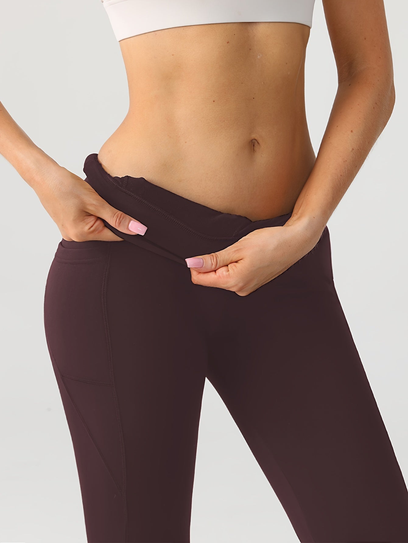 Women's Plus Size High Waist Yoga Pants Polyester Knit Skinny Tights with Pockets