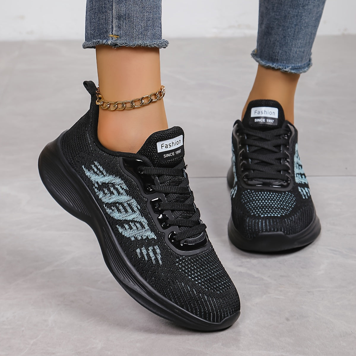 Women's Breathable Knit Sneakers Casual Low Top Running Shoes White