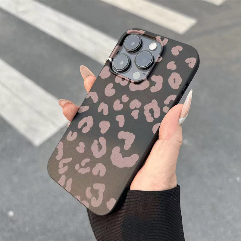 Leopard Pattern TPU Phone Case for iPhone Models Anti-Fouling Stylish Design